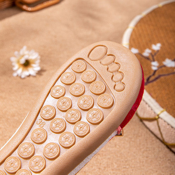 Ležerne ženske papuče s vezom