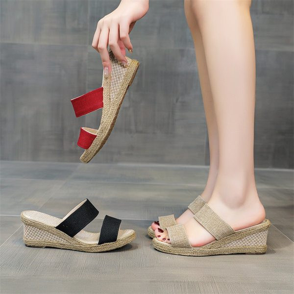 Ženske papuče s platformom