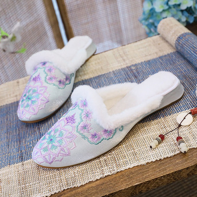 Ženske papuče sa šiljastim vezom