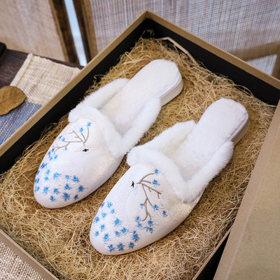 Casual γυναικείες μυτερές παντόφλες με κέντημα