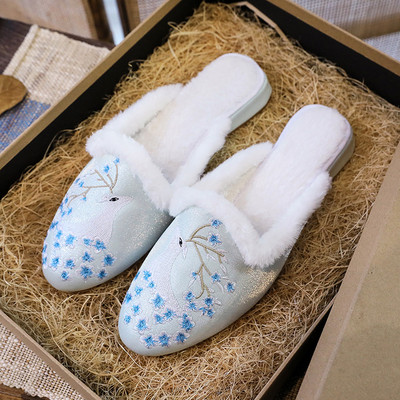 Casual γυναικείες μυτερές παντόφλες με κέντημα