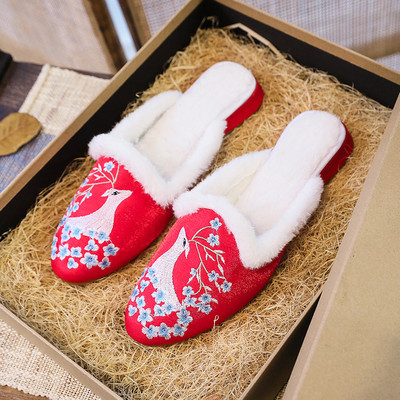 Casual γυναικείες μυτερές παντόφλες με κέντημα