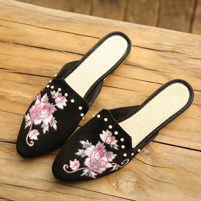 Ženske špicaste papuče s vezom i biserima