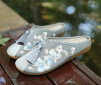 Ležerne ženske papuče s resicom