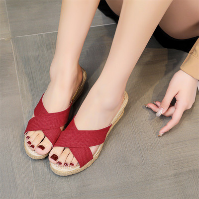 Γυναικείες casual παντόφλες με ψηλή πλατφόρμα 6 cm