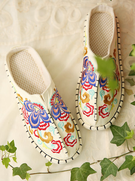 Ženske papuče sa vezom i ravnim đonom u dvije boje