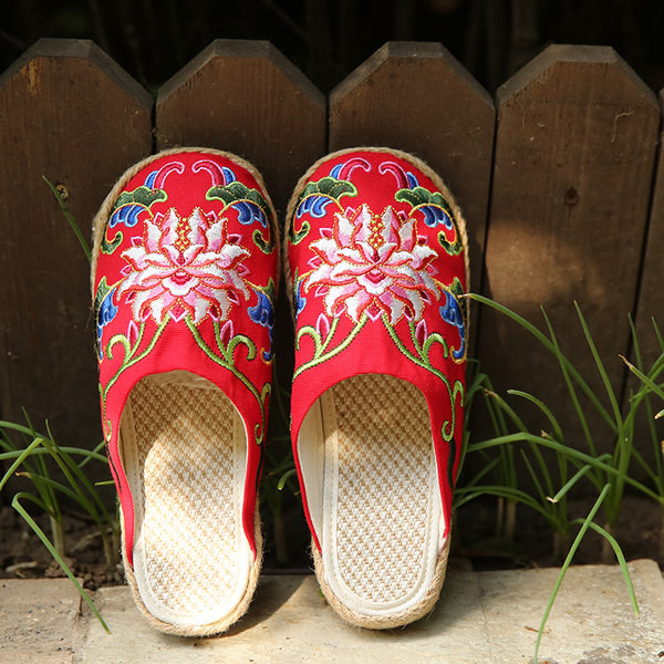 Ležerne ženske papuče sa vezom - tri boje