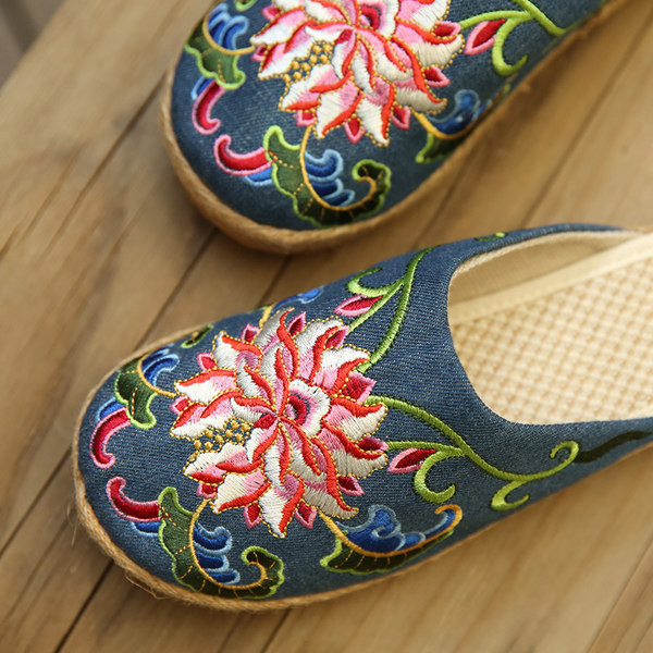 Ležerne ženske papuče sa vezom - tri boje