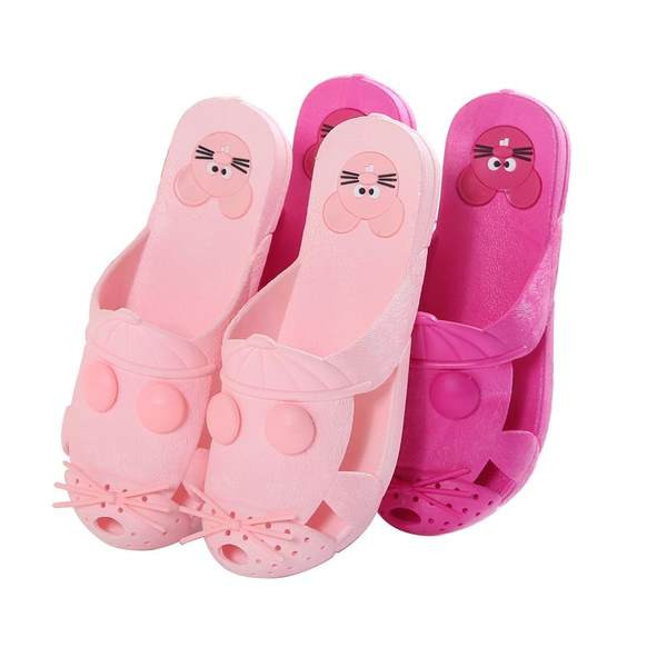 Γυναικείες παντόφλες με απλικέ και τρισδιάστατα στοιχεία