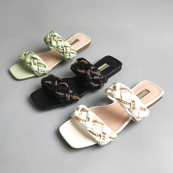 Novi model ženskih papuča sa kožnim remenčićima i lančićem