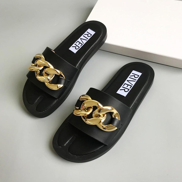 Ženske casual papuče s ravnim potplatom i metalnim lancem