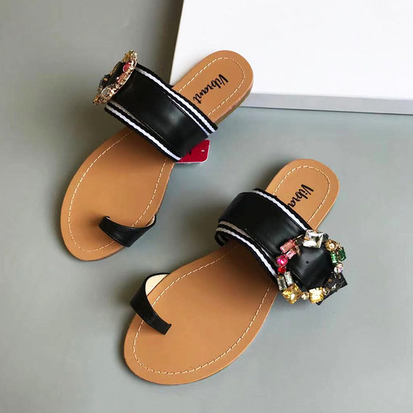 Lameda talla ja dekoratiivkividega pandlaga naiste sussid