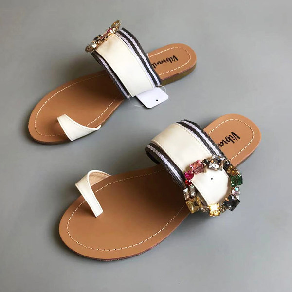 Lameda talla ja dekoratiivkividega pandlaga naiste sussid