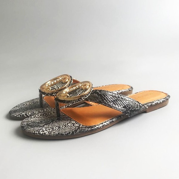 Svakodnevne papuče kroz prste