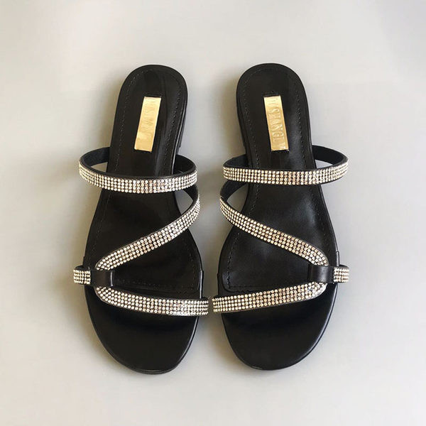 Novi model papuča sa kamenčićima i ravnim đonom