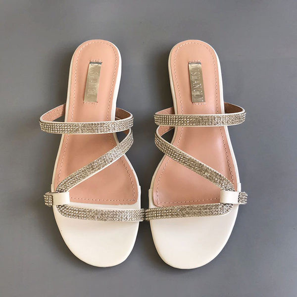 Novi model papuča sa kamenčićima i ravnim đonom