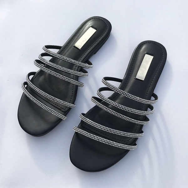 Ženske papuče s ravnim potplatom s ukrasnim kamenčićima