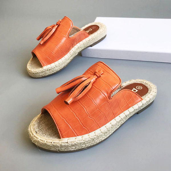 Ženske papuče s resicama