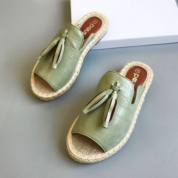 Ženske papuče s resicama