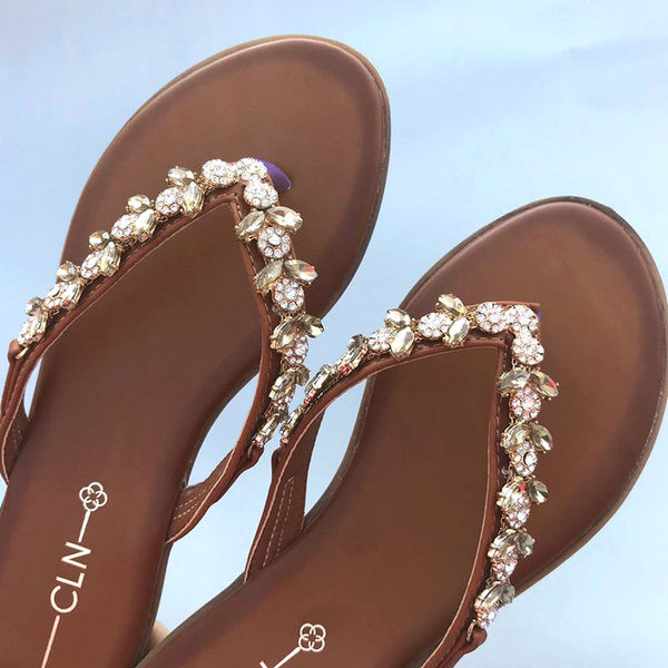 Ženske casual papuče s vrhovima s kamenčićima