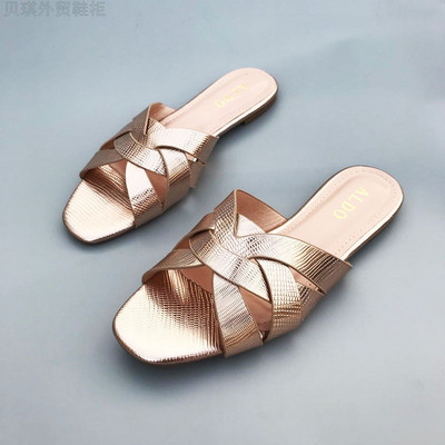 Ženske moderne papuče od umjetne kože više boja