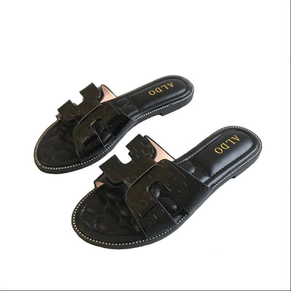 Moderne ženske papuče od umjetne kože