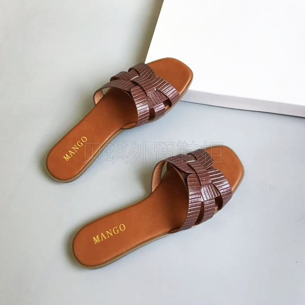 Dviejų spalvų moteriškos dirbtinės odos šlepetės