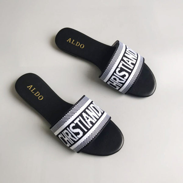 Ženske niske papuče s tekstilnim naramenicama i natpisom