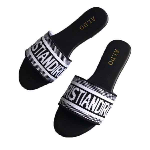 Ženske niske papuče s tekstilnim naramenicama i natpisom