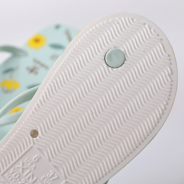 Ženske ležerne papuče s aplikacijom