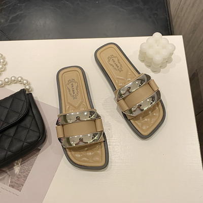 Moderne ženske papuče od umjetne kože sa metalnim elementima