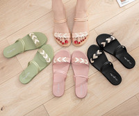 Novi model ženskih papuča od umjetne kože sa ravnim đonom