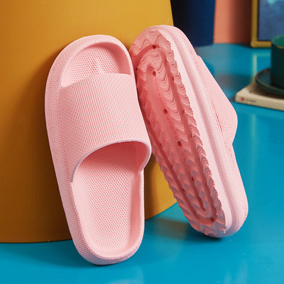 Naiste kummist sussid mitmes värvitoonis