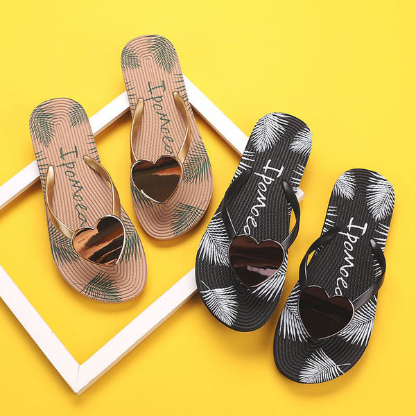 Ljetne ženske papuče kroz prste