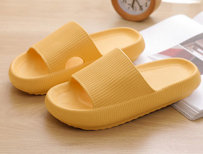 Γυναικείες καλοκαιρινές παντόφλες κατάλληλες για καθημερινή χρήση