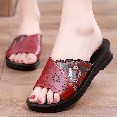 Ljetne ženske kožne papuče s ravnim potplatom