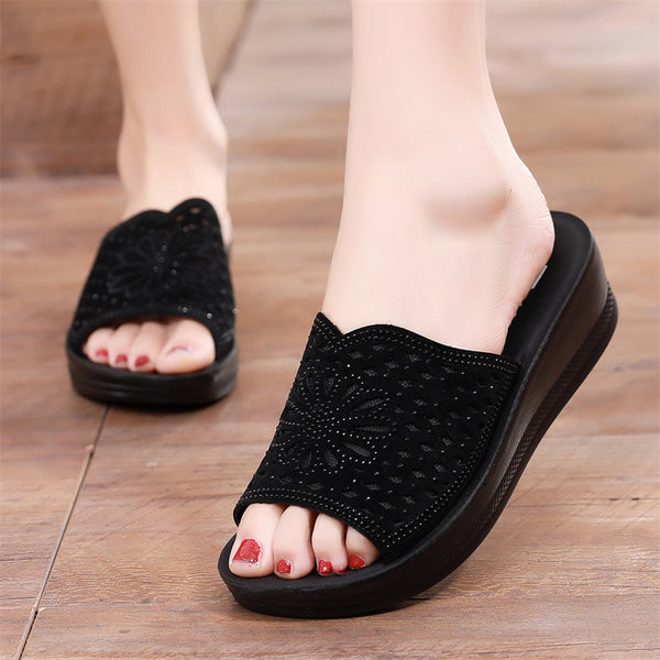 Vabaaja sussid kividega ja 5 cm platvormiga