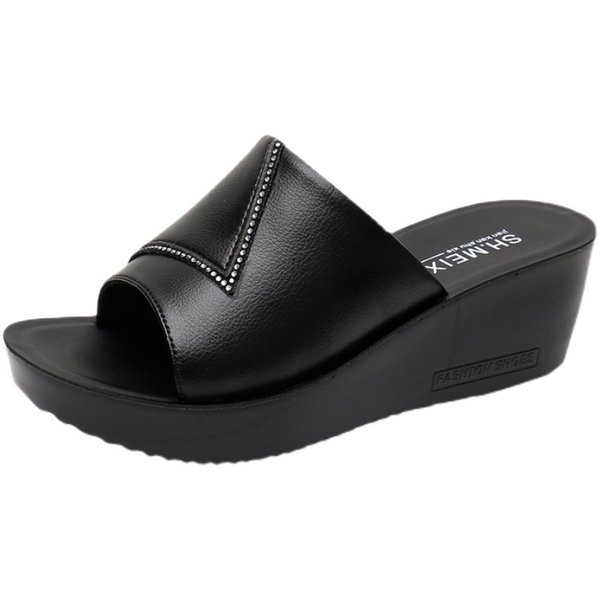 Ženske kožne papuče s visokom platformom 6 cm i ukrasnim kamenčićima