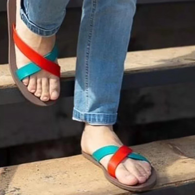 Γυναικείες παντόφλεσ σε πολλα χρώματα