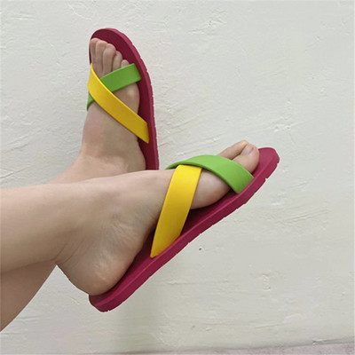 Γυναικείες παντόφλεσ σε πολλα χρώματα