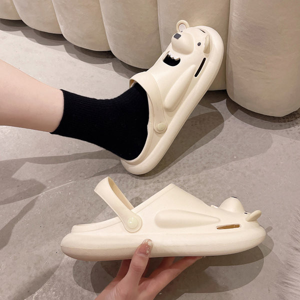 3D kaunistusega naiste sussid