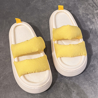 Γυναικείες casual παντόφλες με ψηλή σόλα 4,5 cm