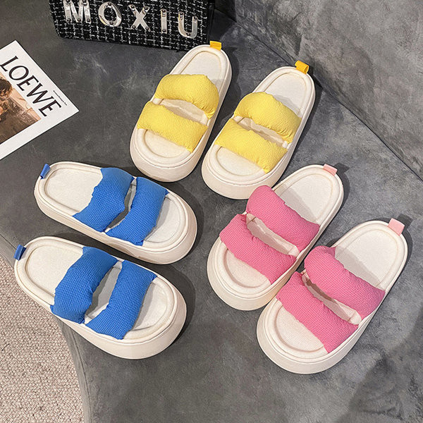 Γυναικείες casual παντόφλες με ψηλή σόλα 4,5 cm