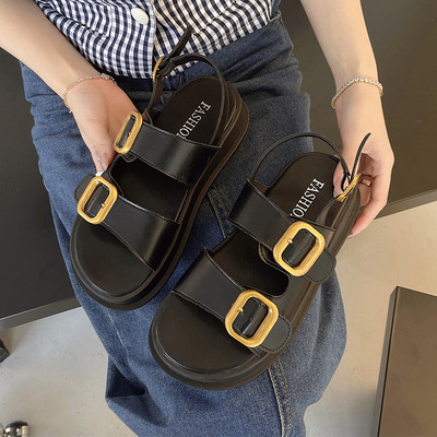 Ležerne sandale s kopčom - bijele i crne