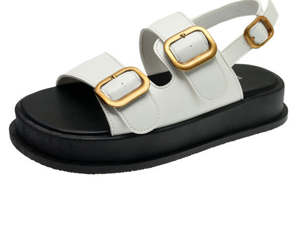 Ležerne sandale s kopčom - bijele i crne