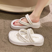 Ženske casual papuče od eko kože s platformom od 4 cm