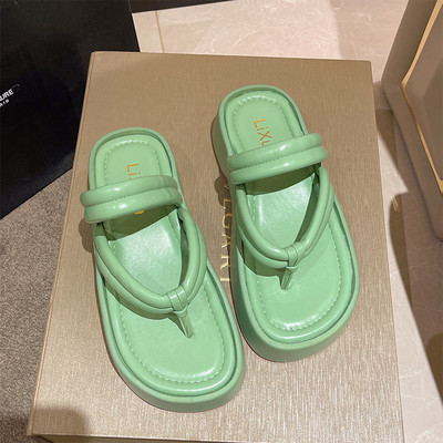 Ženske casual papuče od eko kože s platformom od 4 cm