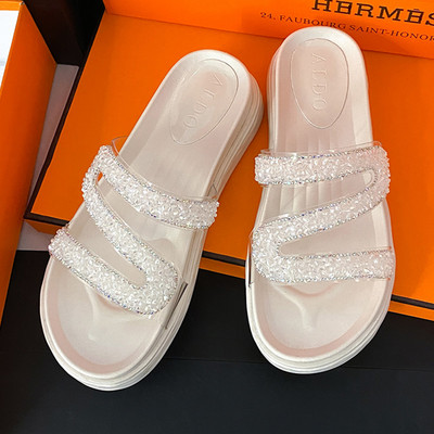 Ženske papuče sa ravnim đonom - u tri boje