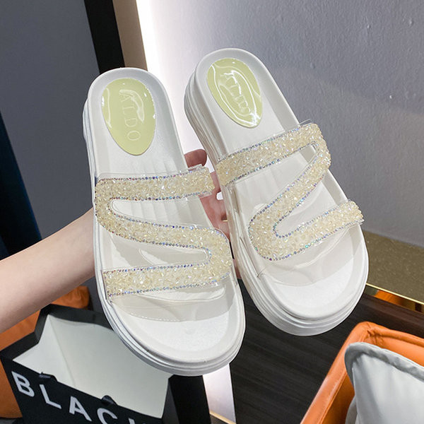 Ženske papuče sa ravnim đonom - u tri boje