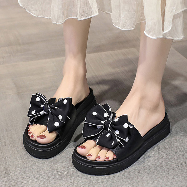 Naiste platvormsussid ja tekstiilpael